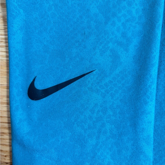 Size Small Nike Pro leggings - Picture 4 of 6